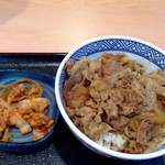 吉野家 - 牛丼ツユダクとキムチ