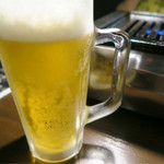 焼肉くろちゃん - 生ビールで独り乾杯