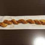 粉とクリーム - 本日のポンイツ。  ロール・ミー！  自宅にて