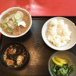 Marugo Chiyuuka - モツ煮込み定食
                        