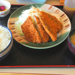 Katsusato - ミックスフライ定食