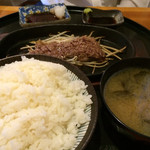 居食や 一本道 - 