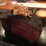 ステーキハウス バロン - まるでエアーズロックですね〜(^^)