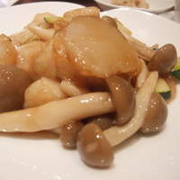 中国料理 桃李 - ほたての醤油炒め