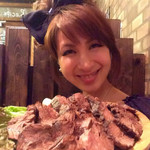 肉料理と地酒の店 居酒屋 新 - 食べやすく切ってくださいます