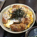 ゆで太郎 - ジャンボかつ丼  ご飯大盛りのアップ