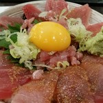 凪 - 漬けマグロ丼（せいろ一枚セット１,０５０円）
