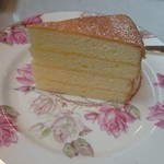 ハムステッドティールーム - レモンカードのビクトリアンケーキ