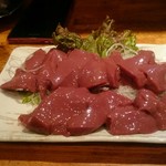 串もん利げん - 牛レバ焼き（焼く前）