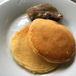 パンケーキとこだわりベーコン