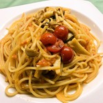 Crab and tomato cream sauce pasta