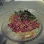 本マグロの刺身サラダスタイル