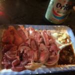 ヤギの刺身