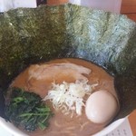 ラーメンいっこう - 醤油ラーメン　のり増し、煮玉子増し(ランチタイム)