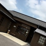 たまごのあしあと - 店頭に駐車場あり