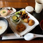 たまごのあしあと - 日替りランチ (2016.07現在)