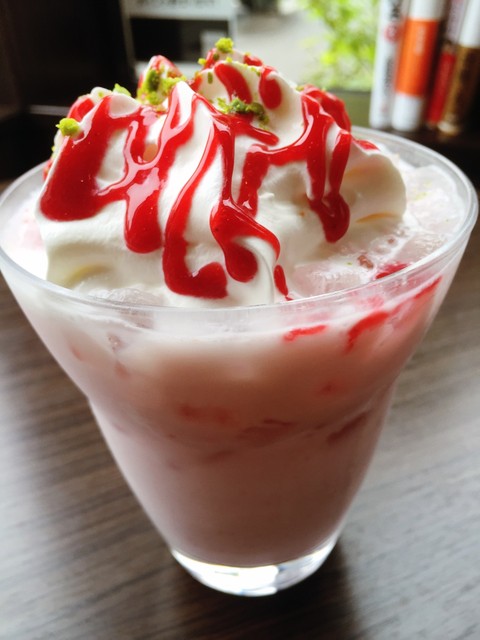 SoRa cafe feat.waffle cafe Sign（ソラカフェ） - 仙北町（カフェ）の写真