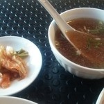 Hana - スープとキムチ