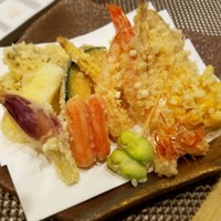 天ぷら盛り合わせ（魚介類・旬野菜）