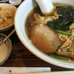 楼蘭 - ワンタン麺