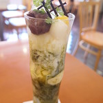 ル・パティシェ ヤマダ - 『ヤマダ流・花雪氷』抹茶のカキ氷　864円