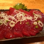 串もん利げん - マグロのピリ辛漬け