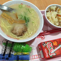 ジャスコ西大津店のフードコート内にあるチェーンのラーメン店 本格的なラーメン店とはいえませんが 袋め By みかさん27 閉店 スガキヤ 西大津イオン店 大津京 ラーメン 食べログ