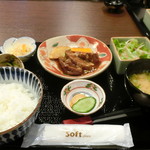 魅惑の酒屋 mikami - タンシチュー定食