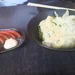 ありがとう - トマトスライス199円、ポテトサラダ大285円（各々税別201607撮影）