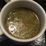 ヌワラ カデ - ラスム(温かい野菜のスープ)