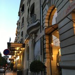 Prince de Galles, a Luxury Collection Hotel Paris - 