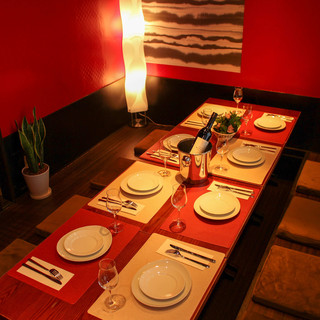 神田駅から徒歩0分！！