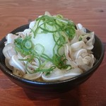 沖縄料理・島酒 たろんち - ミミガーポン酢