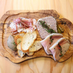 ダブリュー ヨコハマ