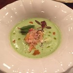 ラトリエ・ド・ギニョール・エ・マデロン - (2016・7・4)ディナー　うすい豆のポタージュ・白アスパラのムース・カニ身
      
      