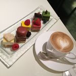 パティスリー・サダハル・アオキ・パリ - デギュスタンシオン
      カプチーノ