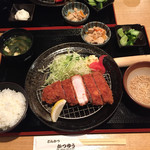 Tonkatsu Katsuyuu - 厚切りロースカツ定食