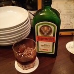 ボトムズ アップ - イェーガーマイスター