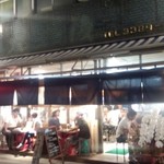 外で飲むのが気持ちいい季節になりましたなぁ