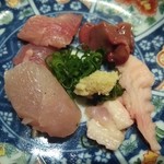 熊の焼鳥106 - 鶏刺し盛ってみました