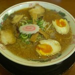 五誓 - 『特製ラーメン&煮たまごトッピング』 750円