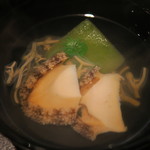 小春日和 - 28年7月　冬瓜・秋田ジュンサイ・蝦夷鮑の椀