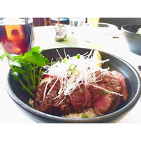 37 Steakhouse & Bar - 