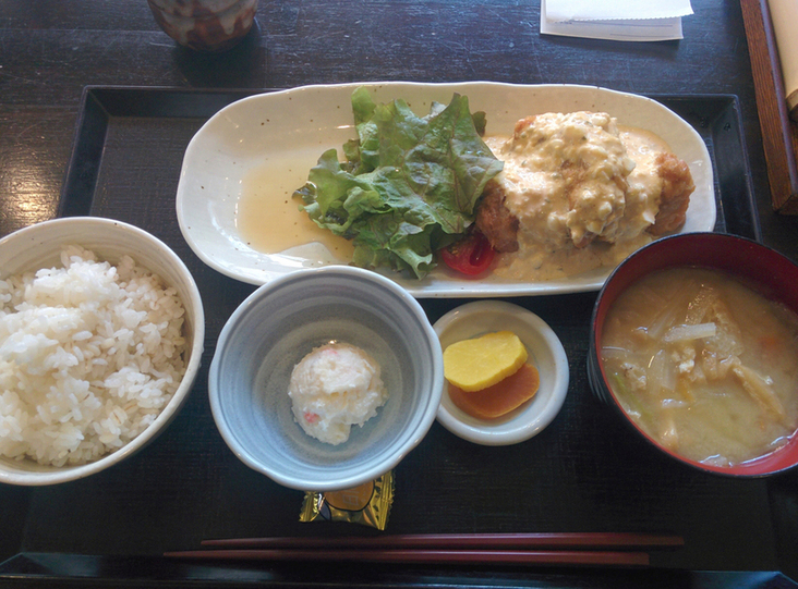 ひしゅうや