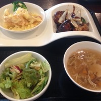 過門香 點 有楽町イトシア店 - ランチ：酢豚と海老のマヨネーズ炒め。