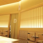 鮨 さいとう - カウンターの店内