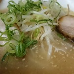 博多ラーメン よかよ - 