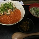 いくら家　丼 - 