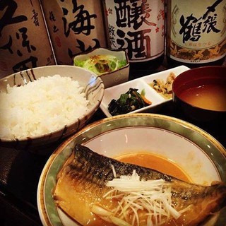 牡蠣と和酒と雑穀居酒屋 なか - 鯖の味噌煮定食！