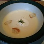 西洋懐石アンシャンテ - ジャガイモの冷製スープ